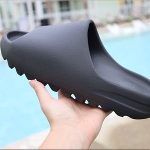 Adidas Yeezy Slide Onyx